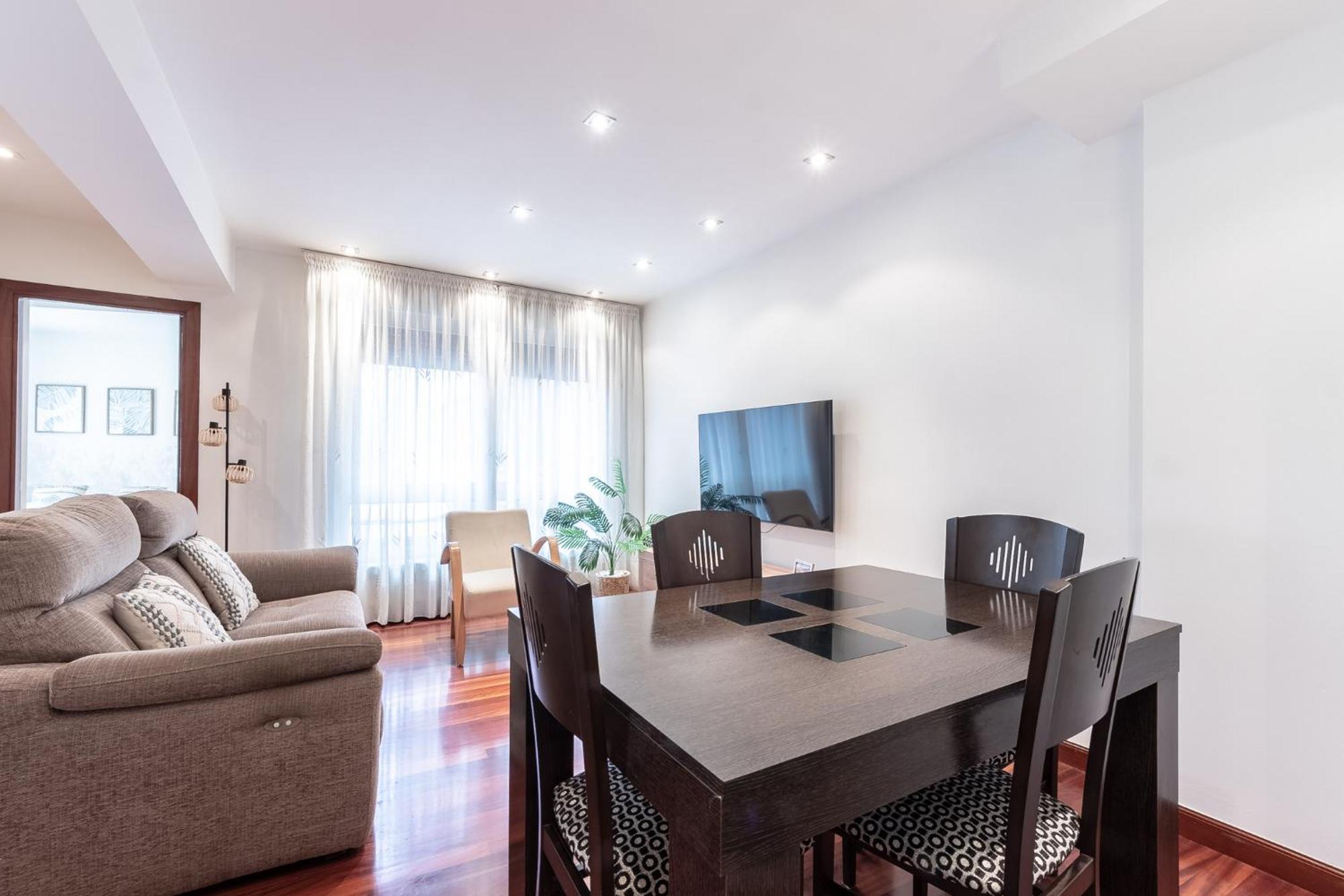 Apartmán Amplio Y Acogedor Junto A Plaza Zabalburu Bilbao Exteriér fotografie