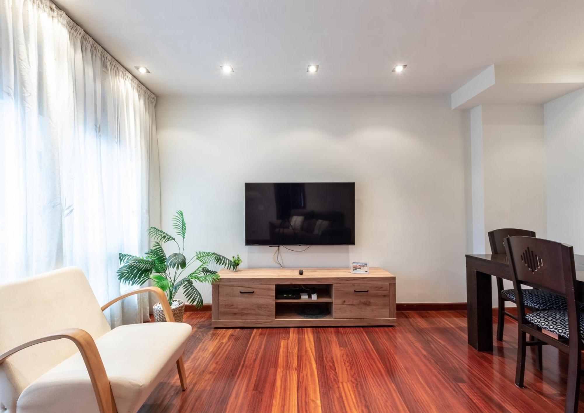 Apartmán Amplio Y Acogedor Junto A Plaza Zabalburu Bilbao Exteriér fotografie